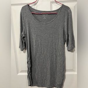 Light gray 3/4 maternity shirt with gathered sides